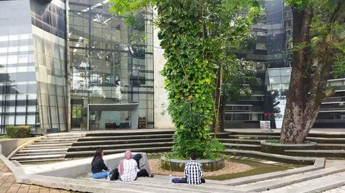 Universitas Indonesia Fasilitas, Fakultas & Jalur Masuk  (4)-new
